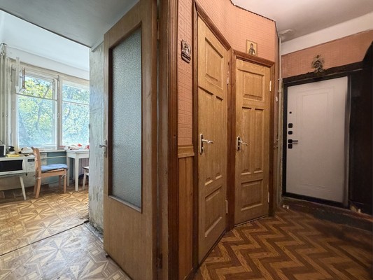 Продам двухкомнатную (2-комн.) квартиру, Киевская ул, 44, Симферополь г