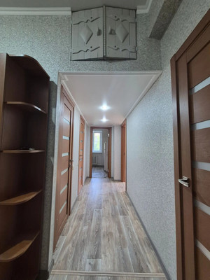 Продам двухкомнатную (2-комн.) квартиру, Мира ул, 6, Тихорецк г