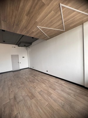 Продам коммерческое помещение 24 м2, Габдуллы Тукая ул, 64, Казань г