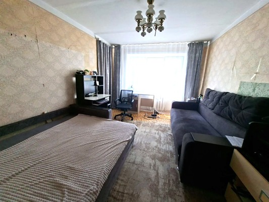 Продам двухкомнатную (2-комн.) квартиру, Подвойского ул, 133, Тихорецк г