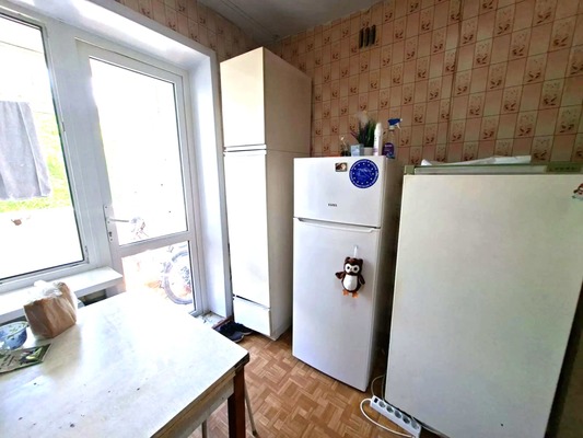 Продам двухкомнатную (2-комн.) квартиру, Подвойского ул, 133, Тихорецк г