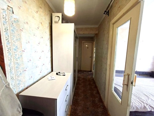 Продам двухкомнатную (2-комн.) квартиру, Подвойского ул, 133, Тихорецк г