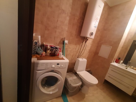 Продам однокомнатную (1-комн.) квартиру, Толубеевский проезд, 18к1, Парголово п