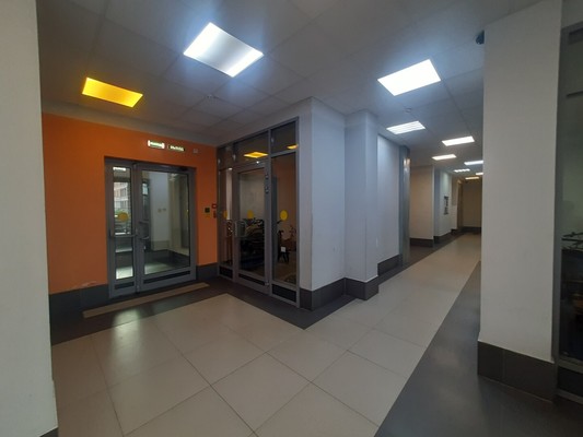 Продам однокомнатную (1-комн.) квартиру, Толубеевский проезд, 18к1, Парголово п