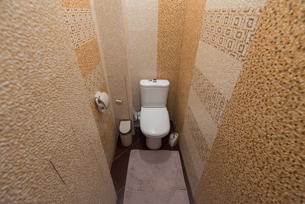 Продам трехкомнатную (3-комн.) квартиру, Туполева ул, 9б, Ростов-на-Дону г