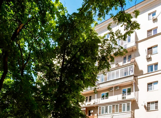 Продам трехкомнатную (3-комн.) квартиру, Ленинградский пр-кт, 28к45, Москва г