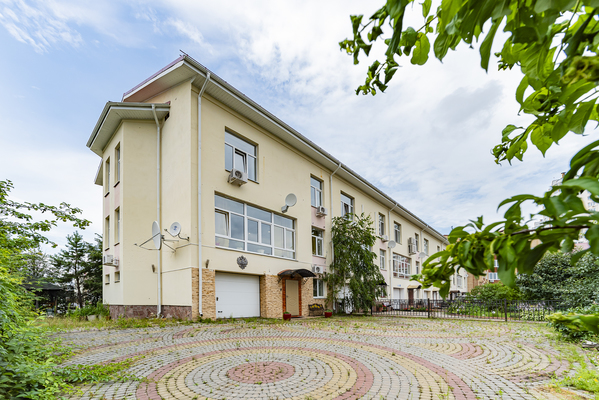 Продам таунхаус, Чкалова ул, 245/6, Екатеринбург г, 0 км от города