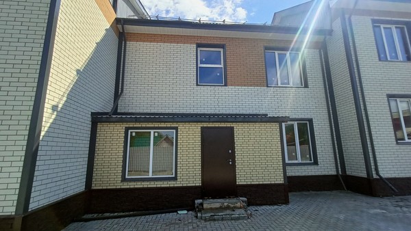 Продам таунхаус, Надежды пер, 7, Ханты-Мансийск г, 0 км от города