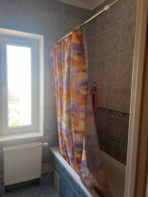Продам трехкомнатную (3-комн.) квартиру, Киевская ул, 179б, Симферополь г