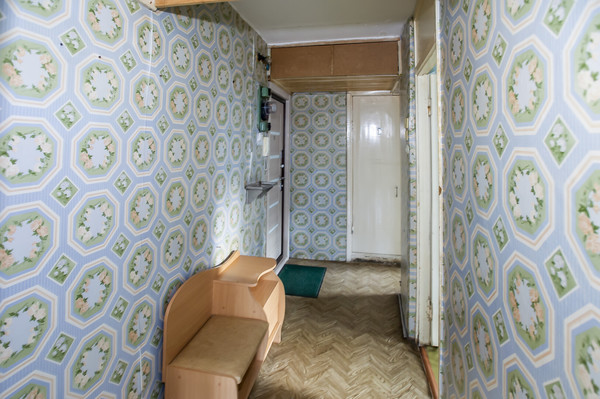 Продам трехкомнатную (3-комн.) квартиру, Хрустальная ул, 17, Пермь г
