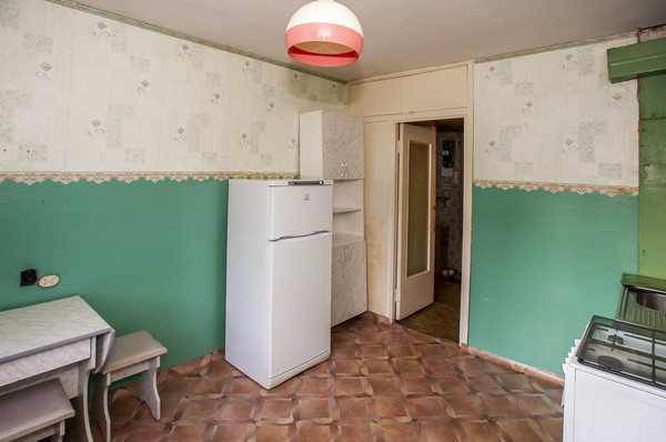 Продам трехкомнатную (3-комн.) квартиру, Хрустальная ул, 17, Пермь г