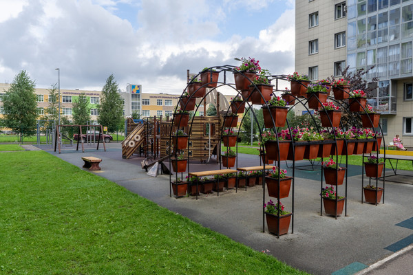 Продам двухкомнатную (2-комн.) квартиру, Рауиса Гареева ул, 107, Казань г
