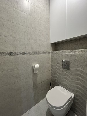 Продам двухкомнатную (2-комн.) квартиру, Севастопольская ул, 43к, Симферополь г