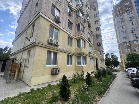 Продам двухкомнатную (2-комн.) квартиру, Севастопольская ул, 43к, Симферополь г