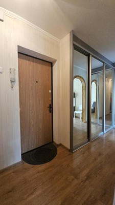 Продам однокомнатную (1-комн.) квартиру, 3-я Филевская ул, 30, Москва г