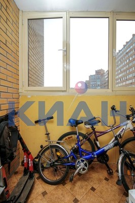 Продам двухкомнатную (2-комн.) квартиру, Академика Киренского ул, 32К, Красноярск г