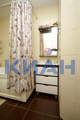 Продам двухкомнатную (2-комн.) квартиру, Академика Киренского ул, 32К, Красноярск г