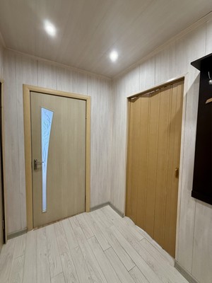 Продам однокомнатную (1-комн.) квартиру, Коммунаров ул, 2а, Рошаль г