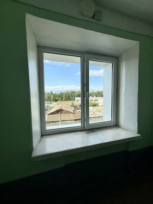 Продам однокомнатную (1-комн.) квартиру, Коммунаров ул, 2а, Рошаль г