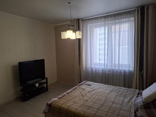 Продам однокомнатную (1-комн.) квартиру, Сибирский Тракт ул, 13, Казань г