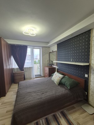 Продам трехкомнатную (3-комн.) квартиру, Художников пр-кт, 5Ак3, Санкт-Петербург г