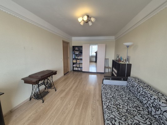 Продам трехкомнатную (3-комн.) квартиру, Художников пр-кт, 5Ак3, Санкт-Петербург г