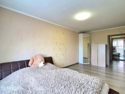 Продам трехкомнатную (3-комн.) квартиру, Ленина пр-кт, 8, Подольск г