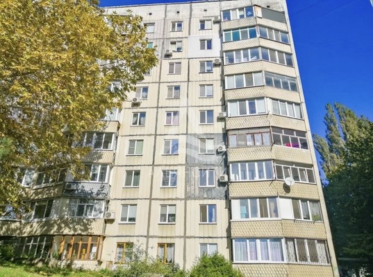 Продам двухкомнатную (2-комн.) квартиру, Героев Сталинграда ул, 35, Симферополь г