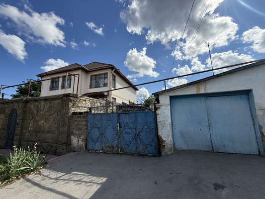Продам дом, Дружбы ул, 17, Симферополь г, 0 км от города