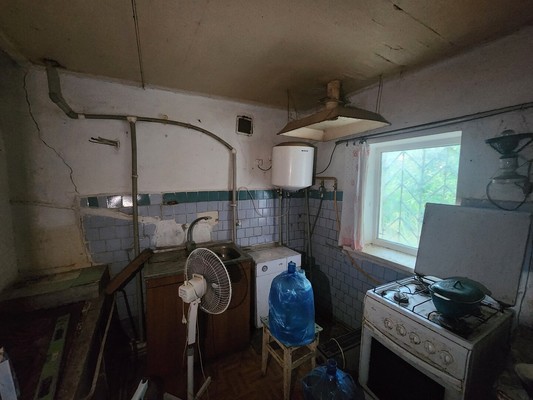 Продам двухкомнатную (2-комн.) квартиру, Дорожная ул, 26, Мирное с