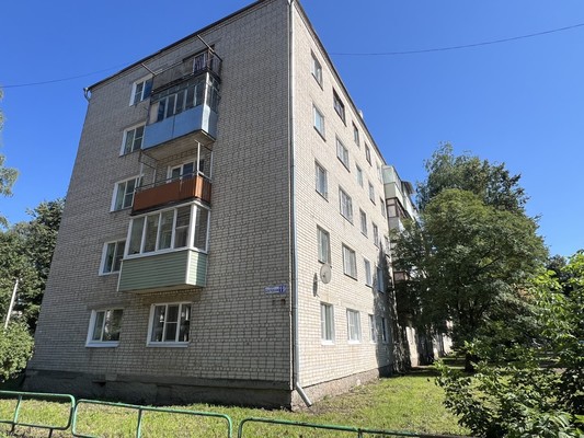 Продам однокомнатную (1-комн.) квартиру, Шахтерская ул, 19, Кораблино г