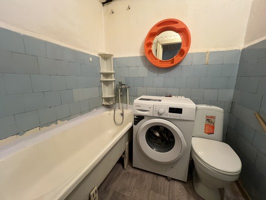 Продам однокомнатную (1-комн.) квартиру, Шахтерская ул, 19, Кораблино г