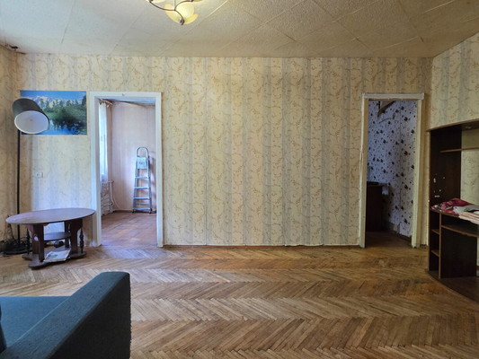 Продам двухкомнатную (2-комн.) квартиру, В мкр, 12, Пущино г
