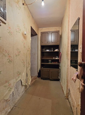 Продам двухкомнатную (2-комн.) квартиру, В мкр, 12, Пущино г