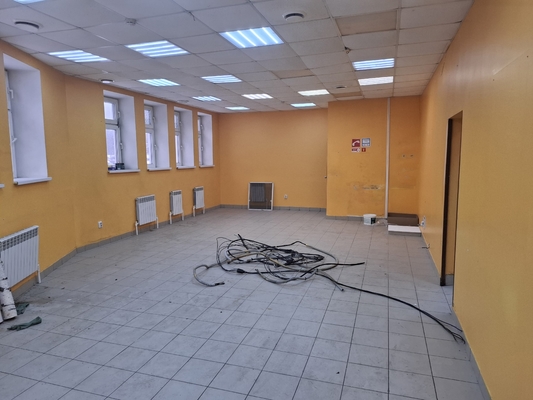 Сдам торговое помещение 87 м2, Горьковское Шоссе ул, 2а, Казань г