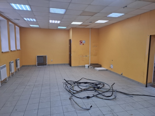 Сдам торговое помещение 87 м2, Горьковское Шоссе ул, 2а, Казань г