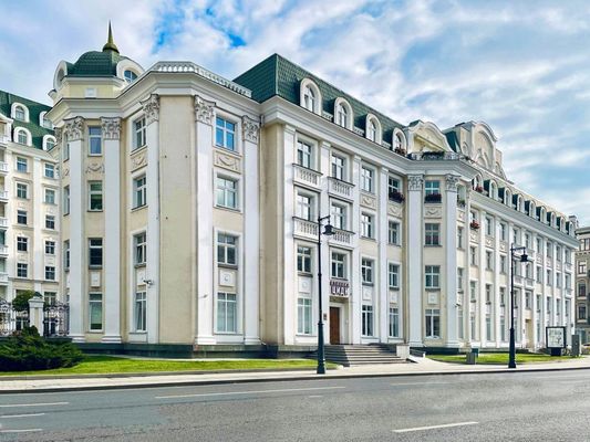 Сдам коммерческое помещение 1 850 м2, Остоженка ул, 25, Москва г