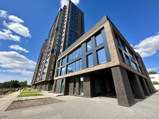 Продам коммерческое помещение 1 731,36 м2, Родины ул, 10к1, Казань г