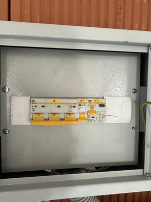 Продам коммерческое помещение 1 731,36 м2, Родины ул, 10к1, Казань г