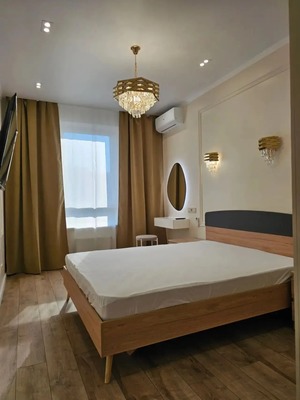 Сдам трехкомнатную (3-комн.) квартиру, Новоостаповская ул, 16к1, Москва г