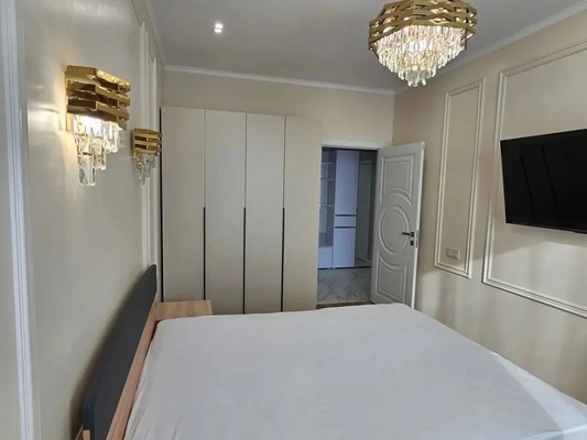 Сдам трехкомнатную (3-комн.) квартиру, Новоостаповская ул, 16к1, Москва г