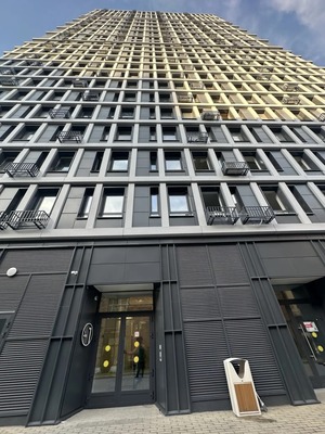 Сдам трехкомнатную (3-комн.) квартиру, Новоостаповская ул, 16к1, Москва г