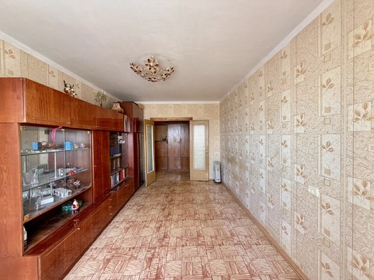 Продам трехкомнатную (3-комн.) квартиру, 1 Конной Армии ул, 74, Симферополь г