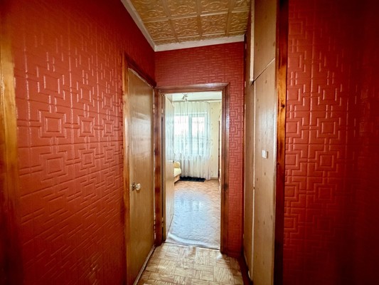 Продам трехкомнатную (3-комн.) квартиру, 1 Конной Армии ул, 74, Симферополь г