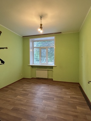 Продам двухкомнатную (2-комн.) квартиру, Бабушкина ул, 3, Рязань г