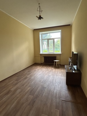 Продам двухкомнатную (2-комн.) квартиру, Бабушкина ул, 3, Рязань г