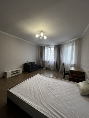 Продам однокомнатную (1-комн.) квартиру, Брусилова ул, 33к1, Москва г