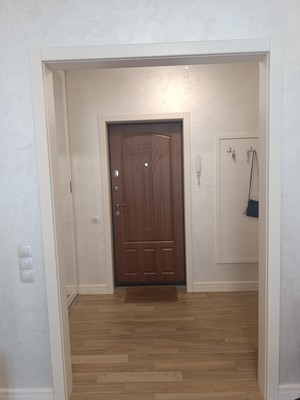 Продам однокомнатную (1-комн.) квартиру, Железнодорожная ул, 1д, Симферополь г
