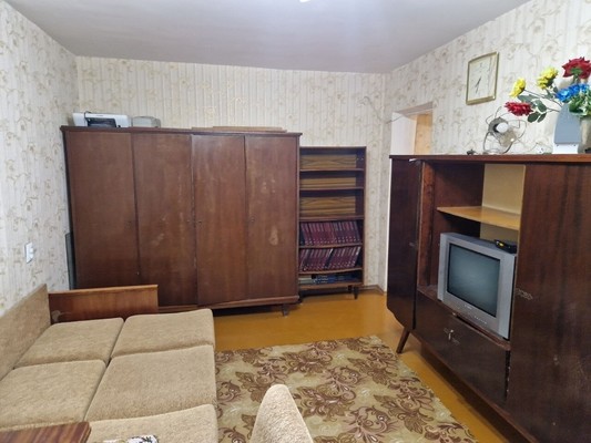 Продам двухкомнатную (2-комн.) квартиру, Павленко ул, 11, Симферополь г