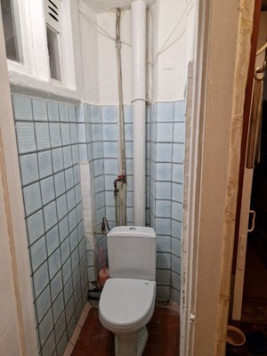 Продам двухкомнатную (2-комн.) квартиру, Павленко ул, 11, Симферополь г